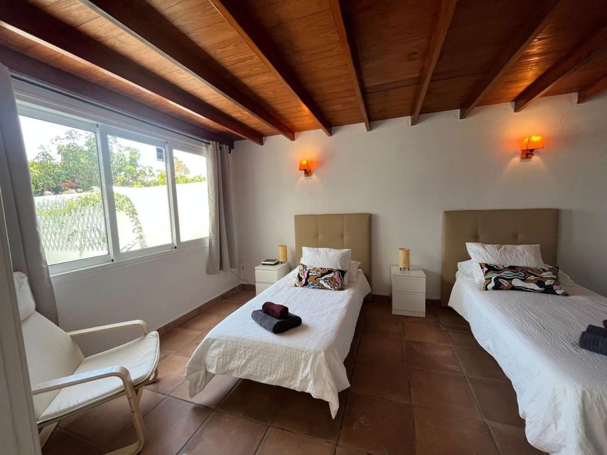Villa Anna With Heated Pool Puerto del Carmen  Eksteriør billede